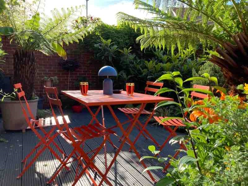 The National Garden Scheme: 9 Puttock Way Billingshurst